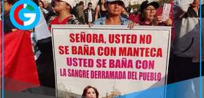 Jóvenes y organizaciones civiles protestan en Lima contra el Ejecutivo y el Parlamento