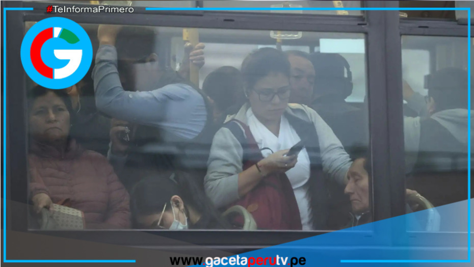 ¿Cómo viajar menos estresado en el Metropolitano durante la hora punta?